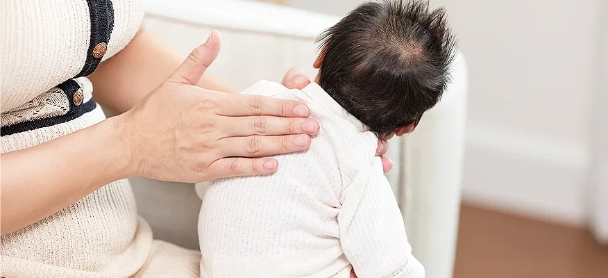 why baby hiccups